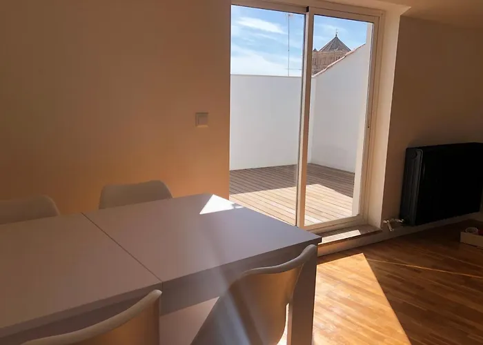 Apartman Atico En La Plaza De Con Garaje Toro